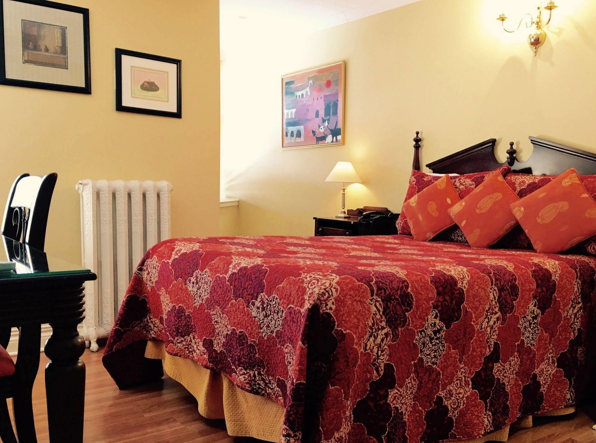 Manoir Sherbrooke Hotel 3*