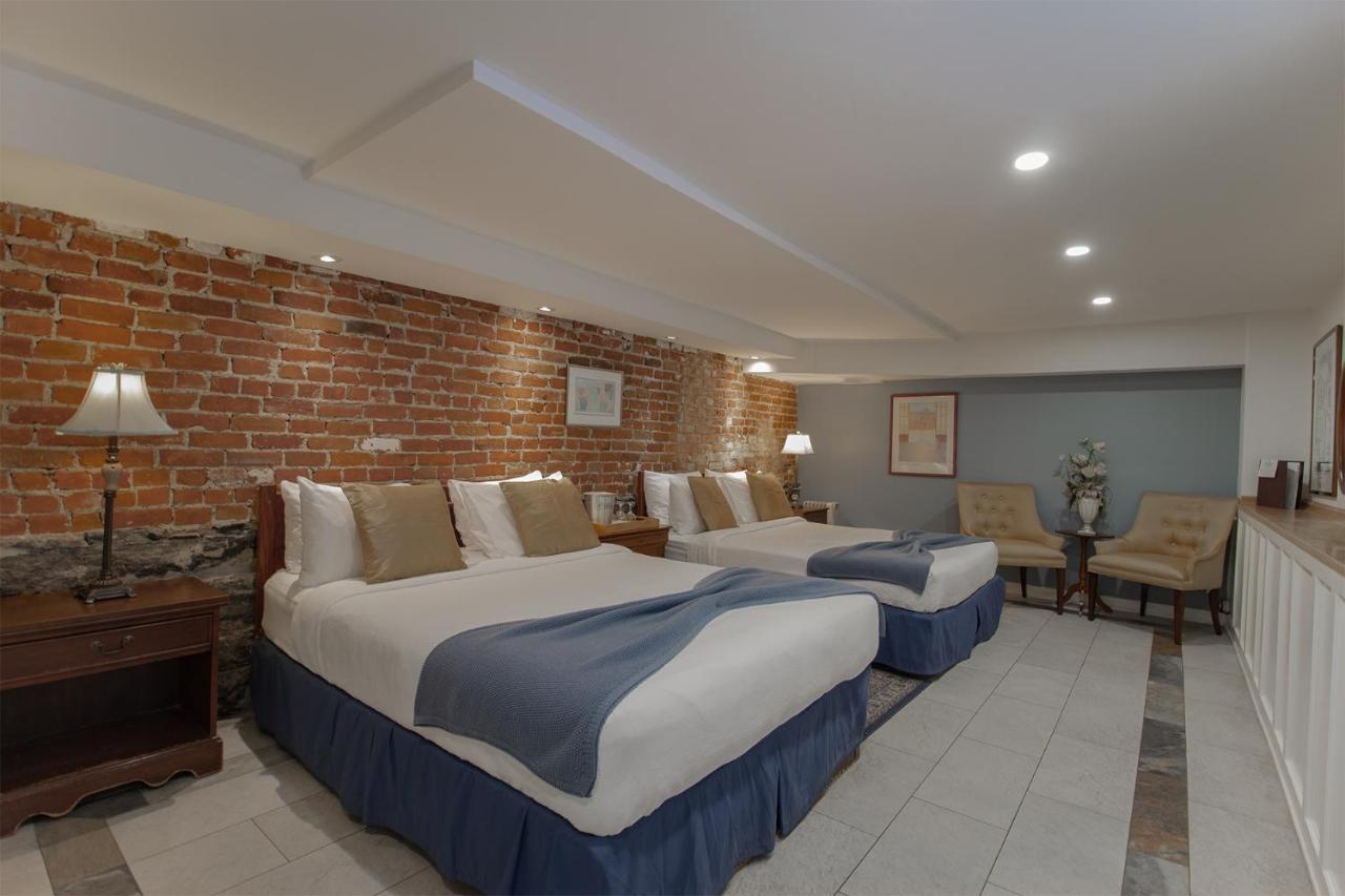 Manoir Sherbrooke Hotel