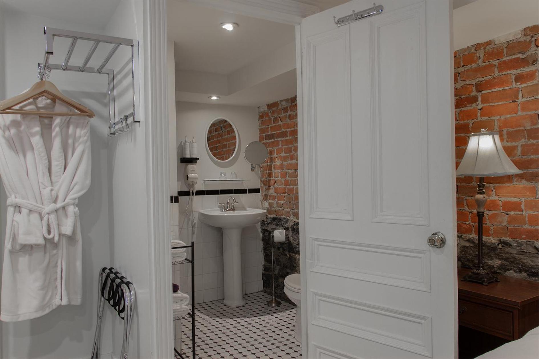 Manoir Sherbrooke Hotel Montreal