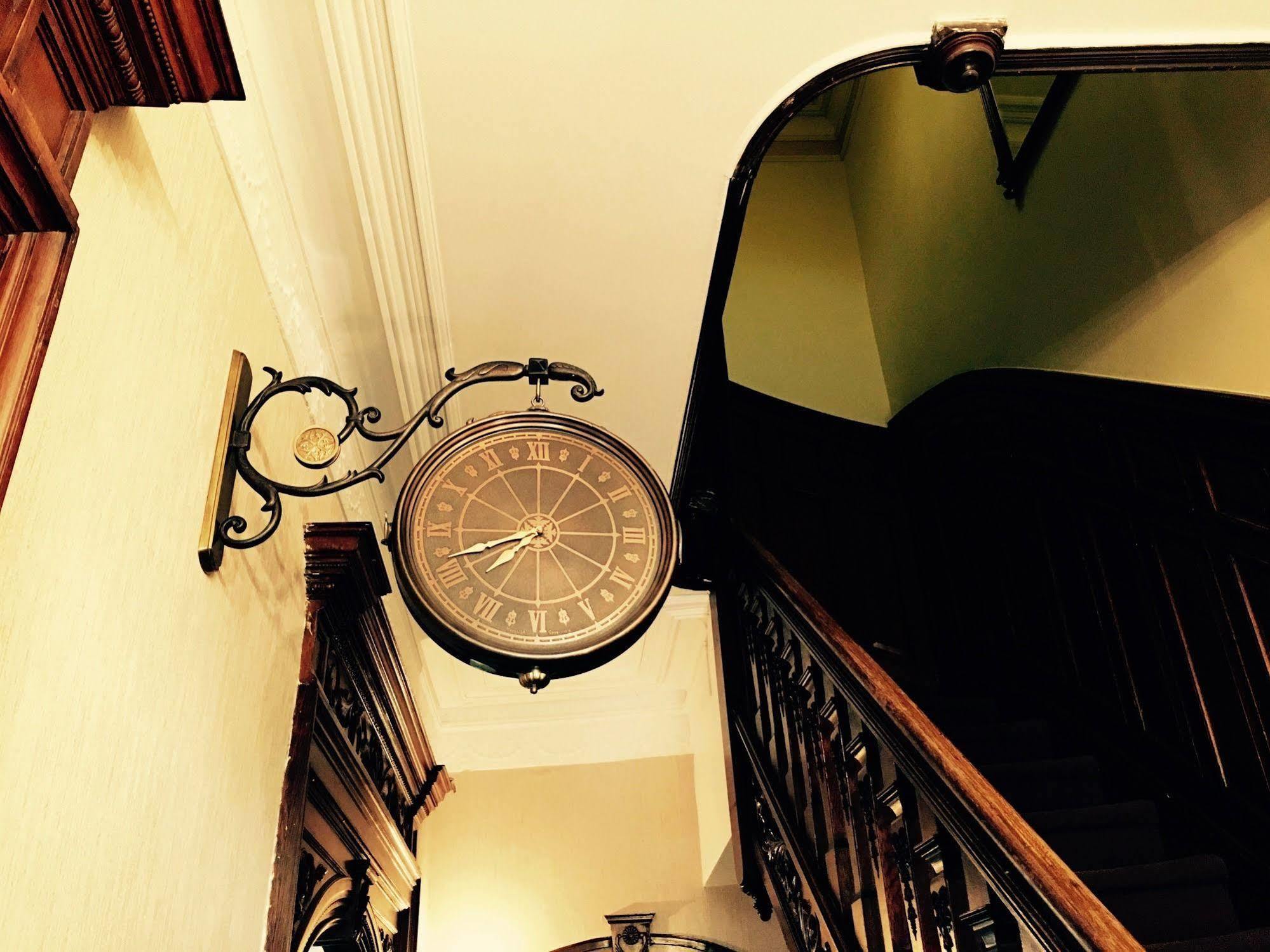Manoir Sherbrooke Hotel 3*