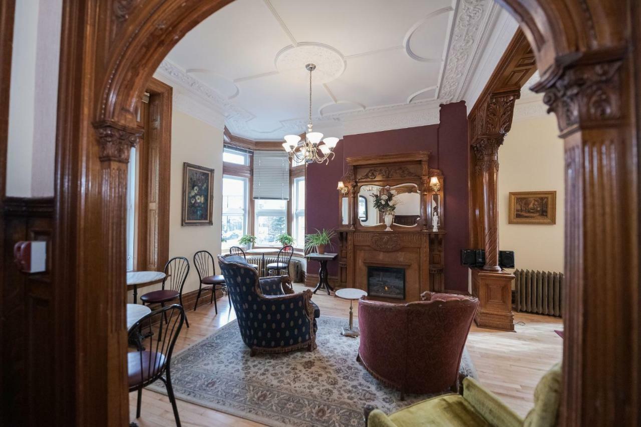 Manoir Sherbrooke 3* Montreal