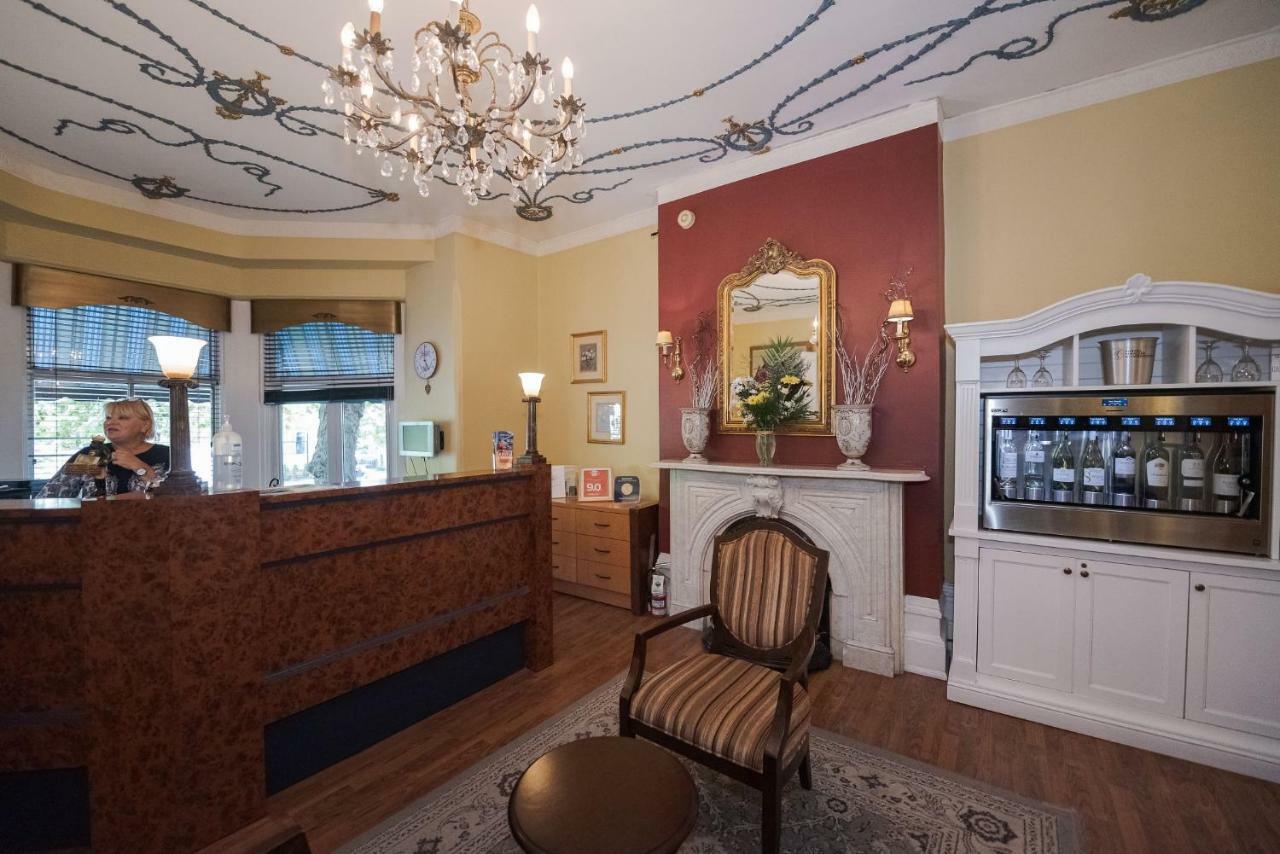Hotel Manoir Sherbrooke 3*
