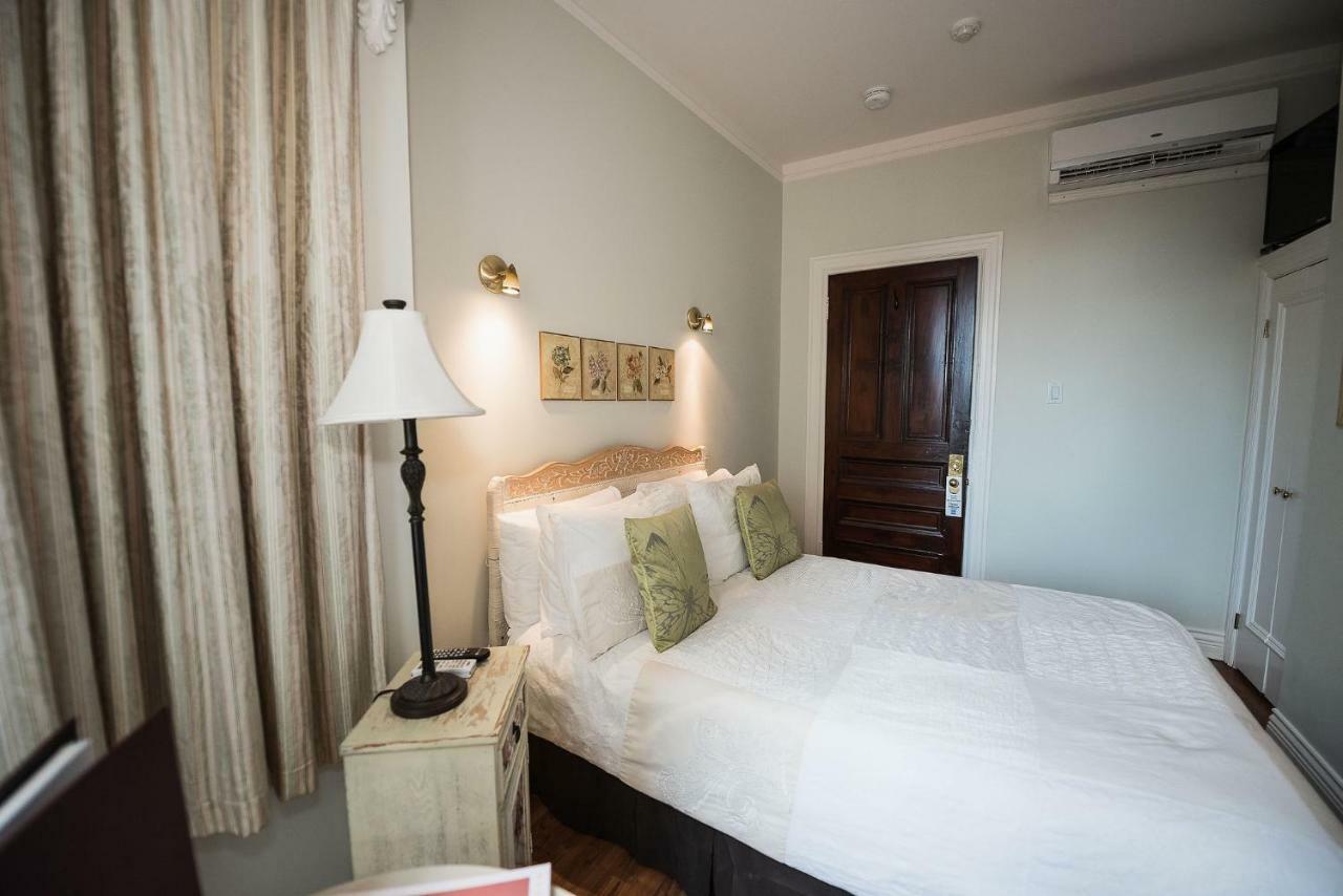 Manoir Sherbrooke Hotel